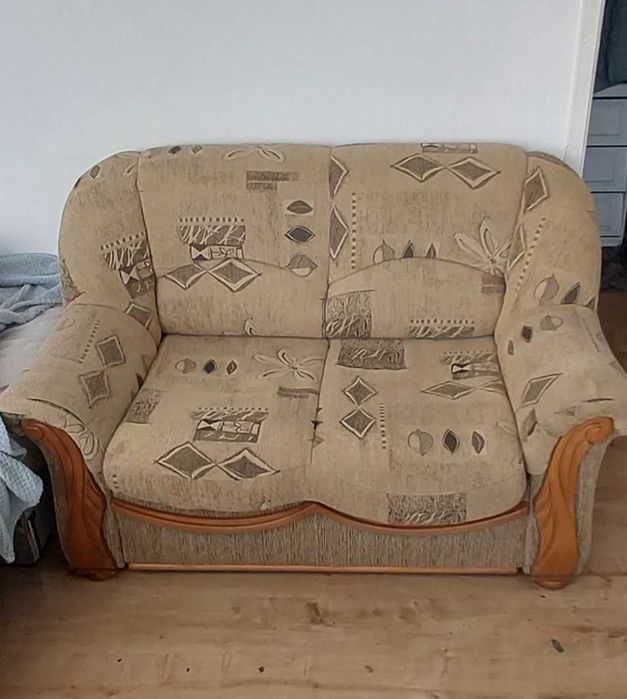 Fotel rozkładany dwuosobowy.