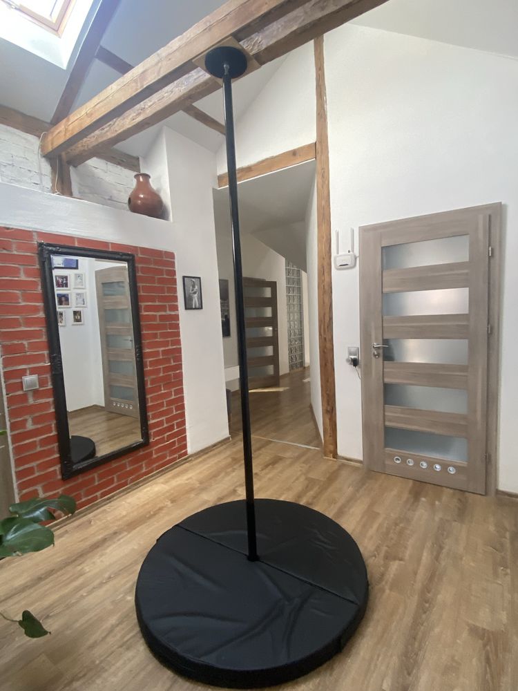 Rura do pole dance