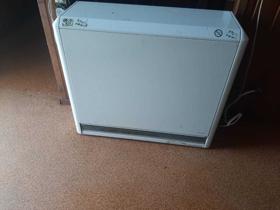 piec elektryczny z dynamicznym rozładowaniem
