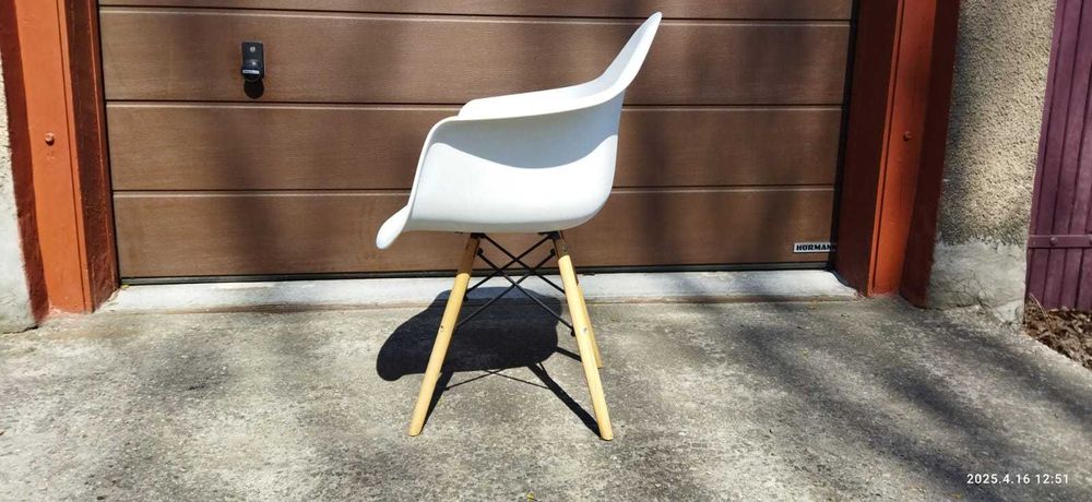 Krzesło kubełkowe Milano