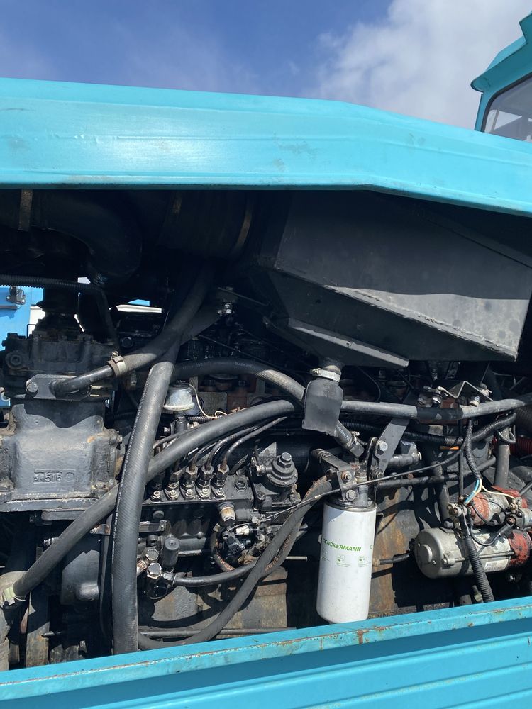 Продам трактор ХТА-250