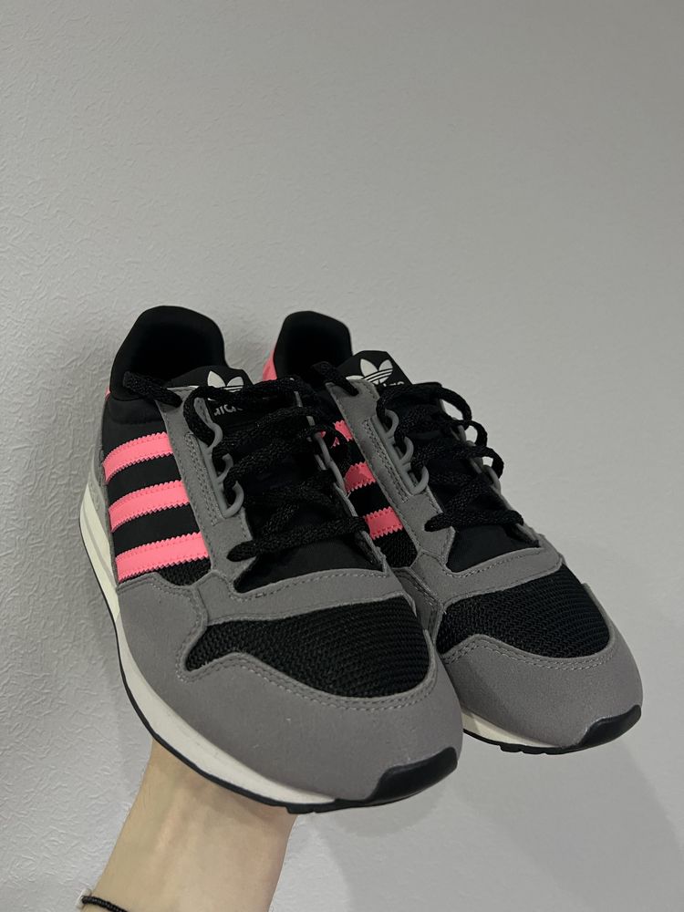 Кросівки жіночі Adidas ZX500 39 розмір