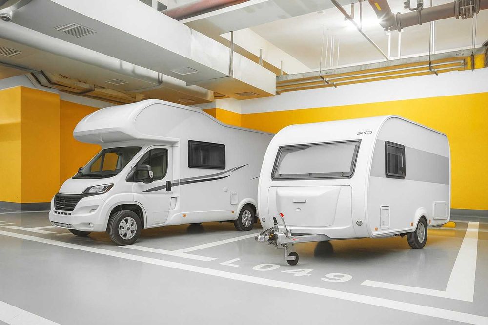 Arrendam-se espaços de estacionamento e lugares de garagem na Covilhã.