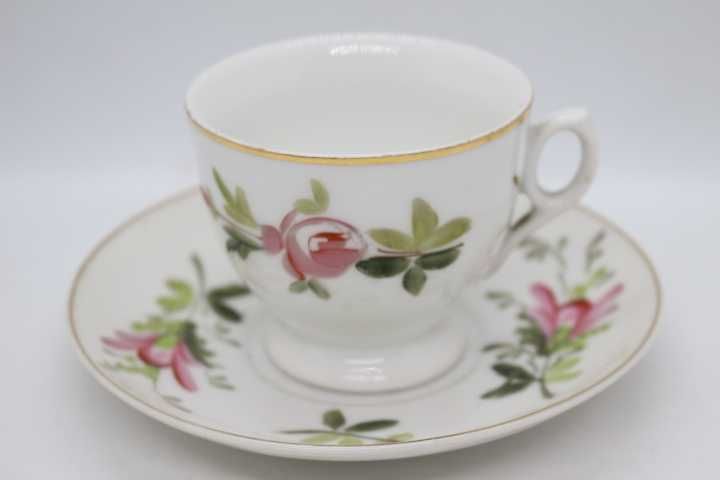 Chávena de Café Vista Alegre 1881 RARA Floral Rosa Pintura Manual