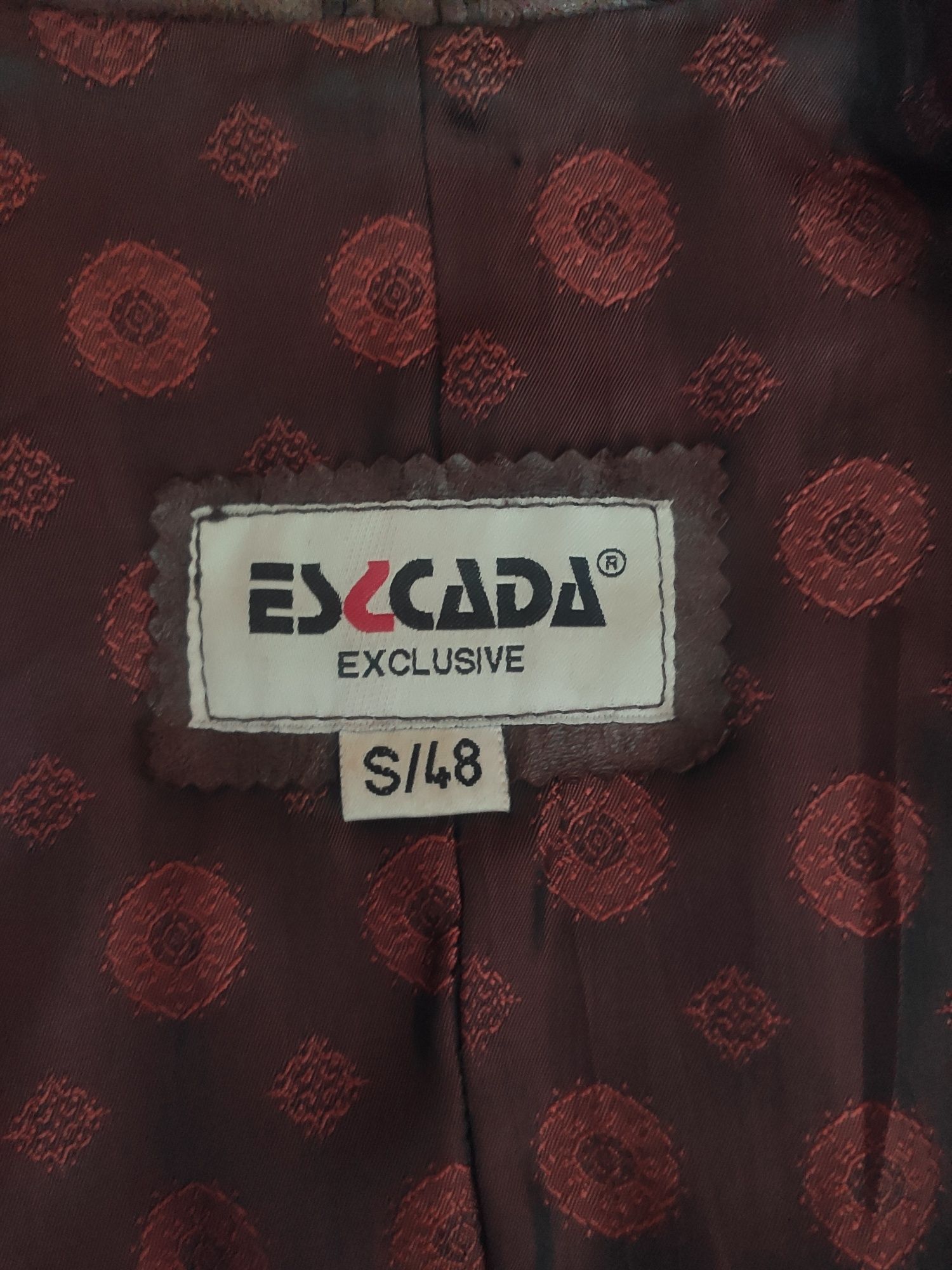 Куртка шкіряна Escada
