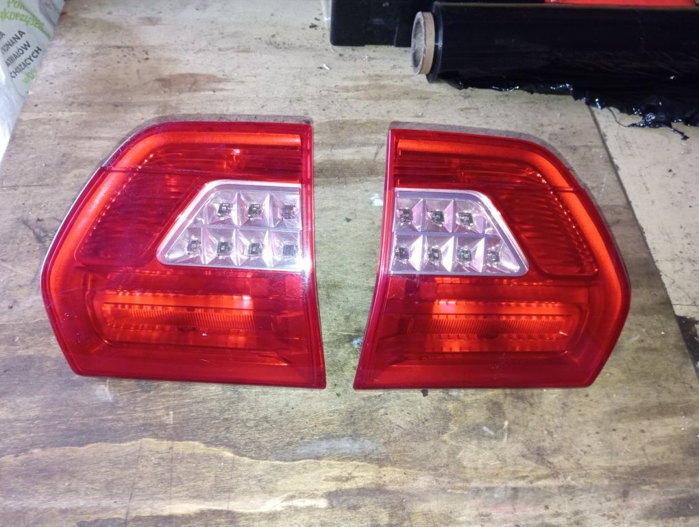 Lampy klapy bagażnika citroen C5 x7 III kombi