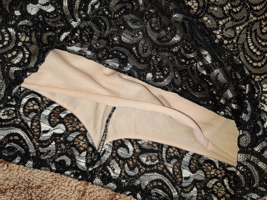 Мереживна сукня з напиленням 42 розмiру