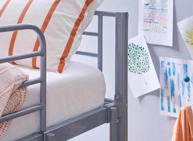 Łóżko piętrowe metalowe IKEA SVARTA z materacem szare