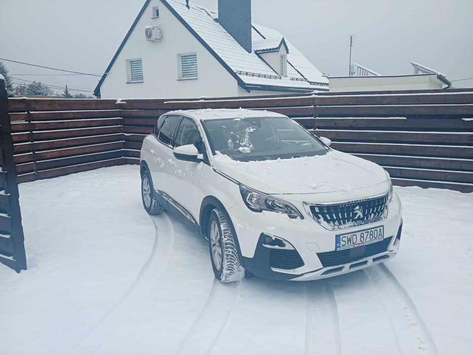 Peugeot 3008 1,2 puree tech uszkodzony
