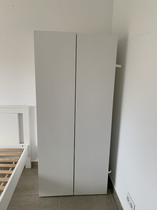 armário ikea branco com prateleira