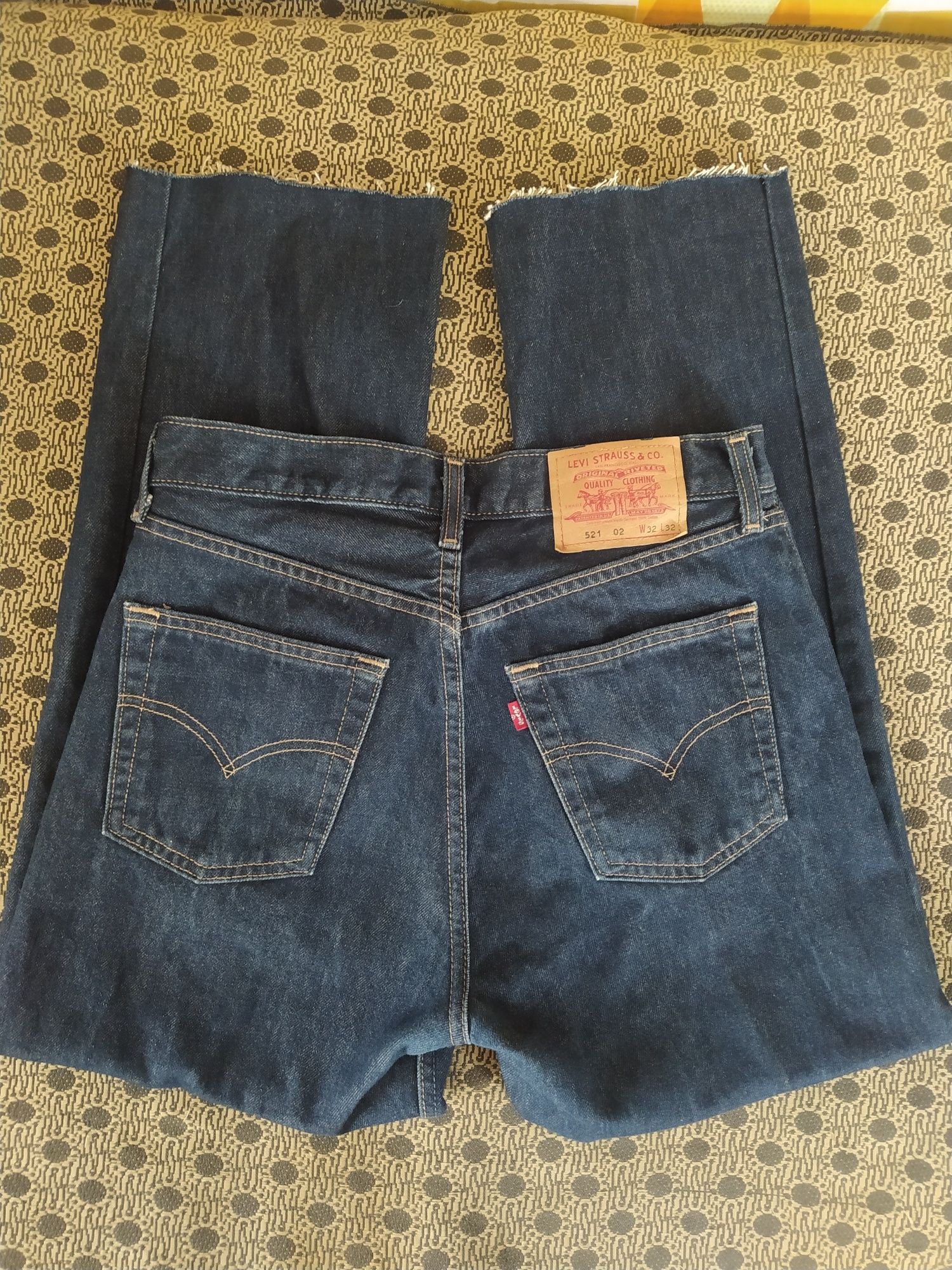 Джинсы Levis 521