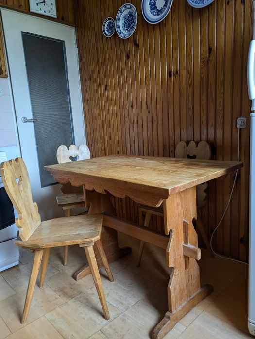 Zestaw cepelia 4 krzesla i stol