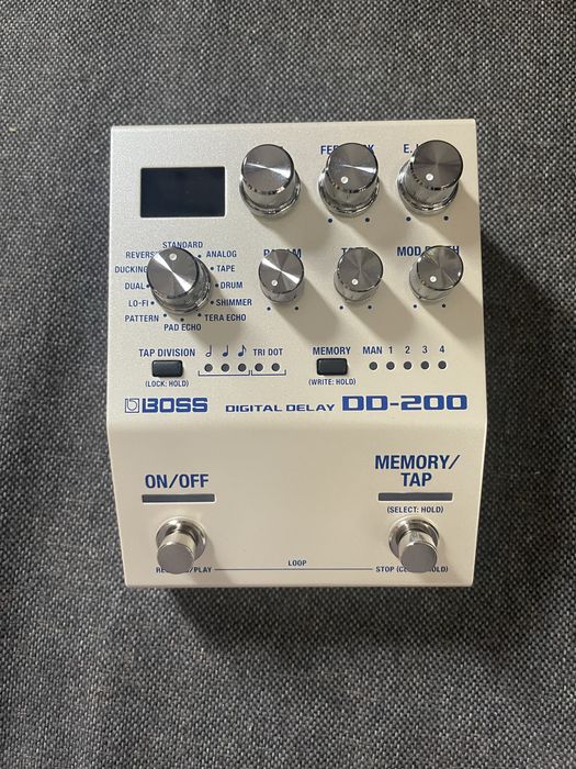 Boss Digital Delay DD-200 efekt gitarowy nowy na gwarancji