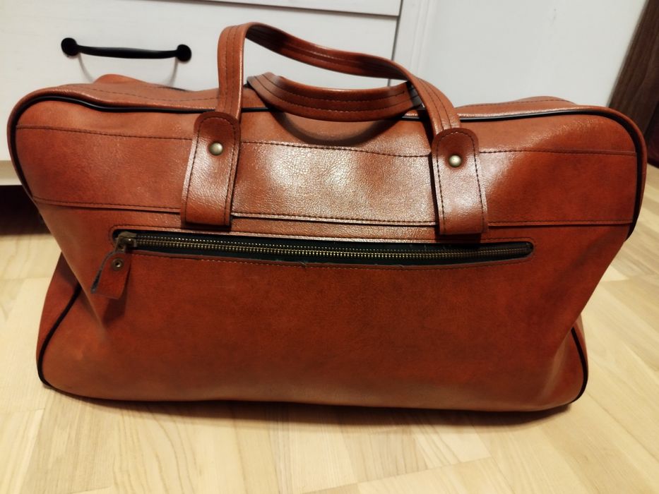 Walizka z czasów PRL-u