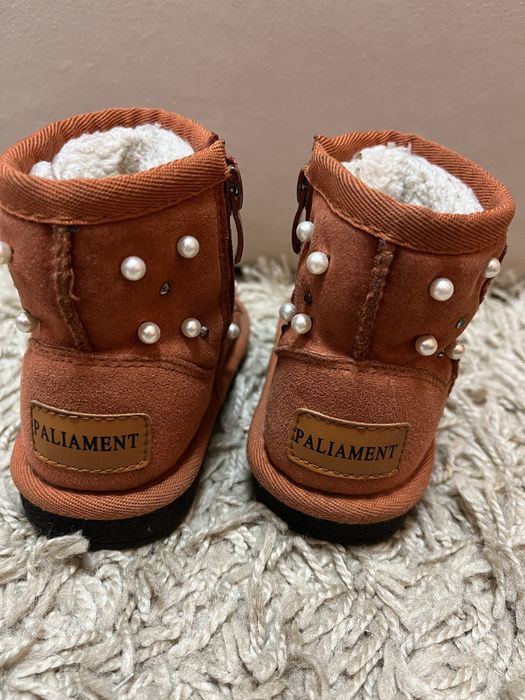 Чобітки зимові, уггі