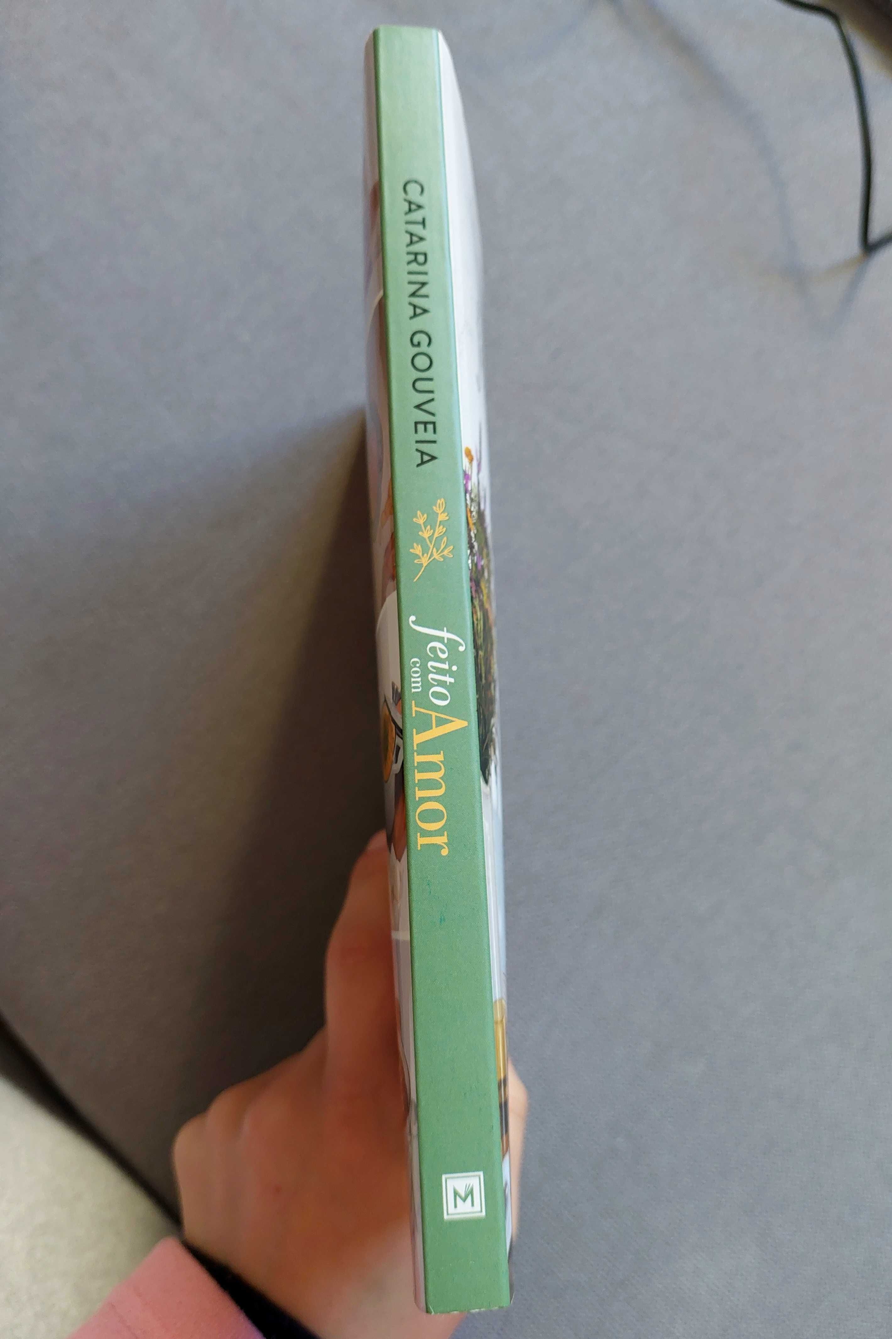Livro " Feito Com Amor"