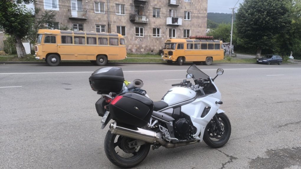 Suzuki gsx 1250 fa