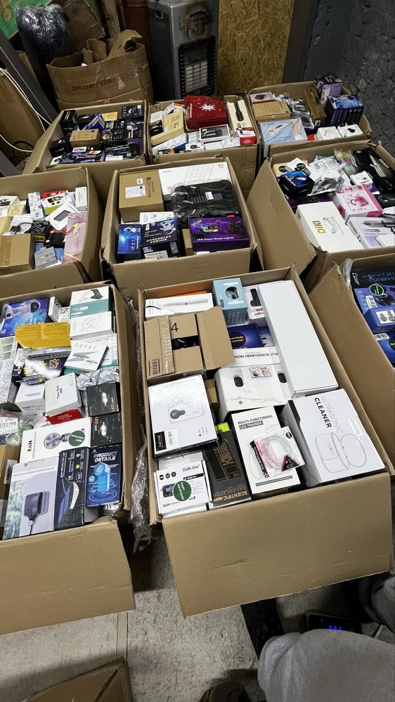 Бокси Amazon електроніка