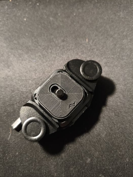Peek Design Capture camera clip