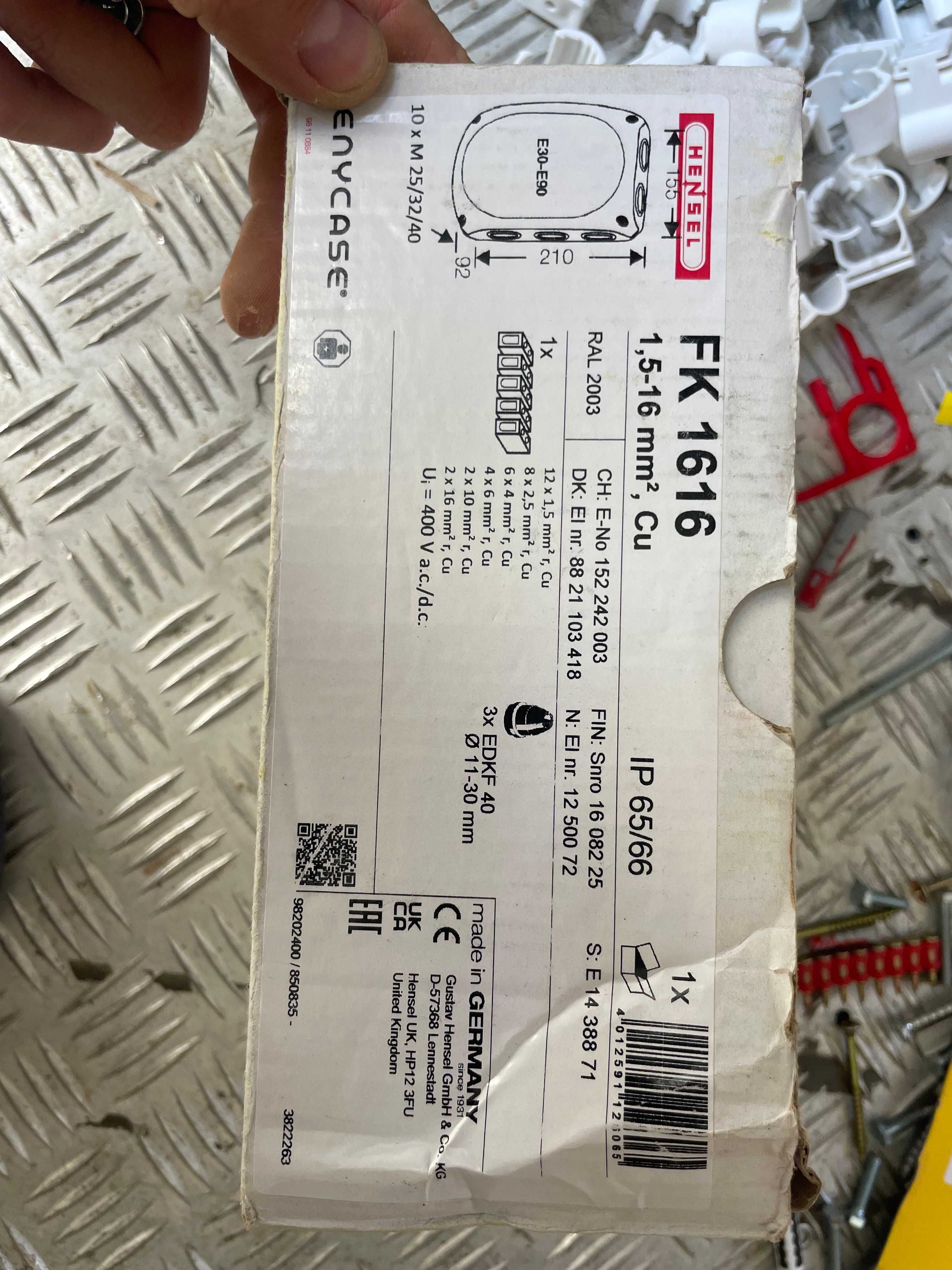 Puszka n/t przeciwogniowa E90 210x155x92mm IP65 5x16mm2 FK 1616