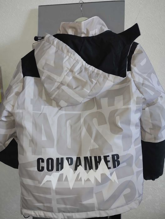 Куртка на хлопчика 140р