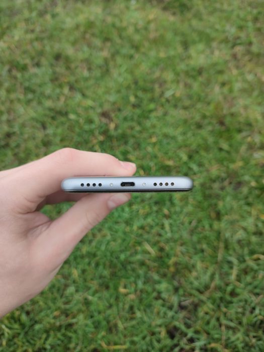 Продам телефон meizu m3s, идеал