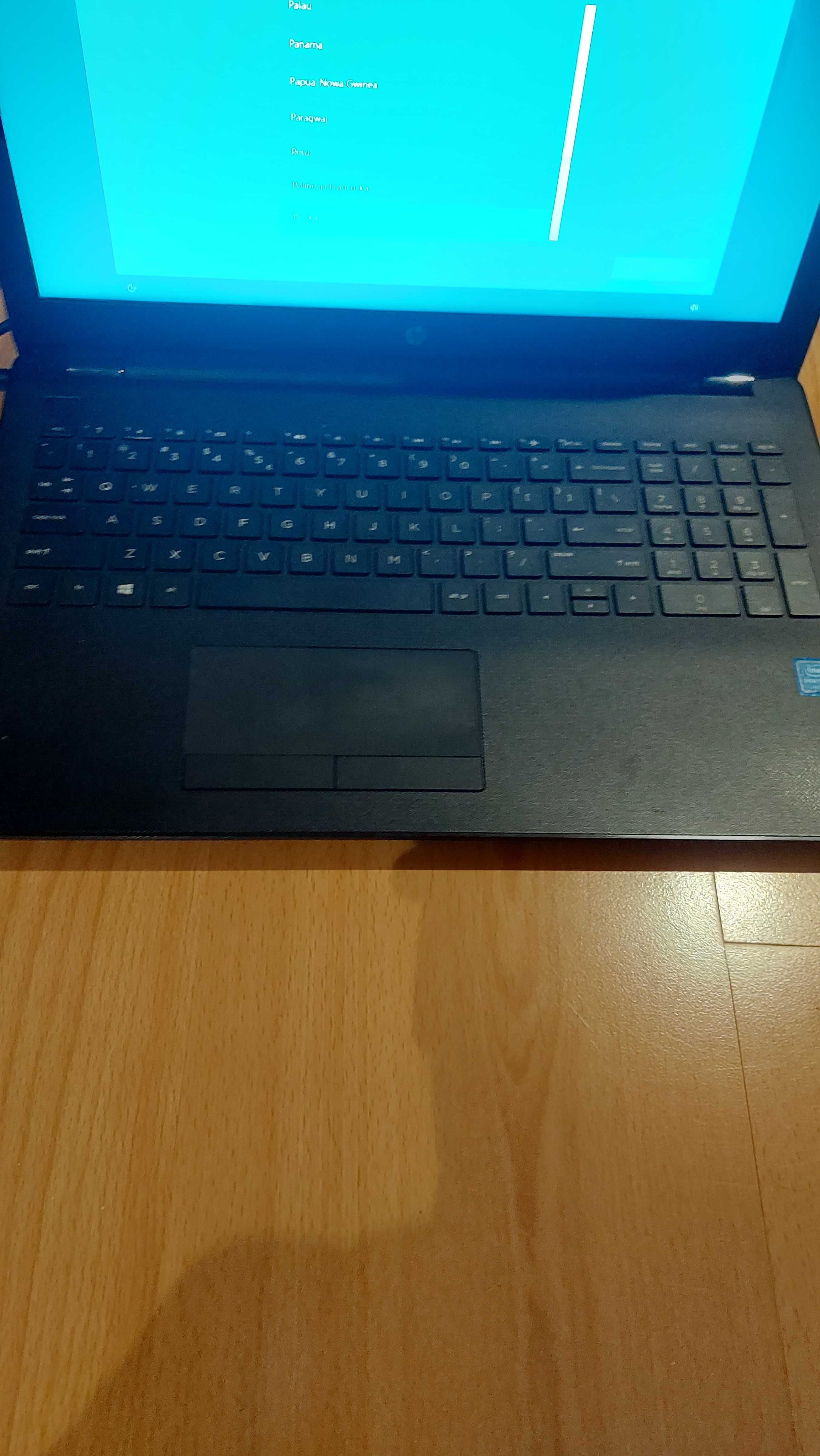 Laptop HP 15-ra071nw N3710/4GB/500GB/Win10 Czarny