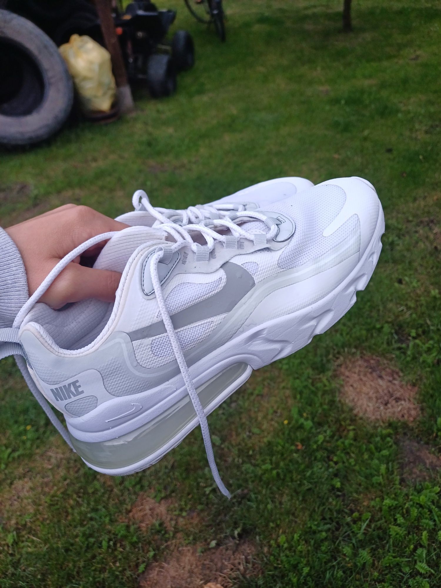 Buty damskie nike react 270