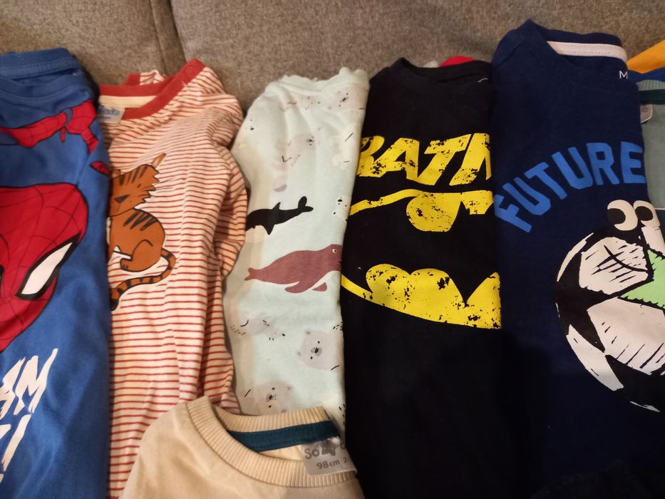 27 sztuk +9 po domu paka ubrań r. 98 Stan bardzo dobry