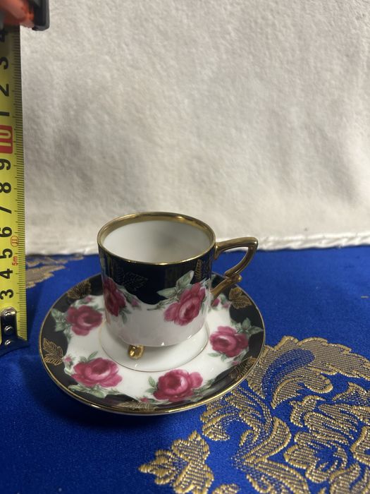 Filizanka porcelanowa roze