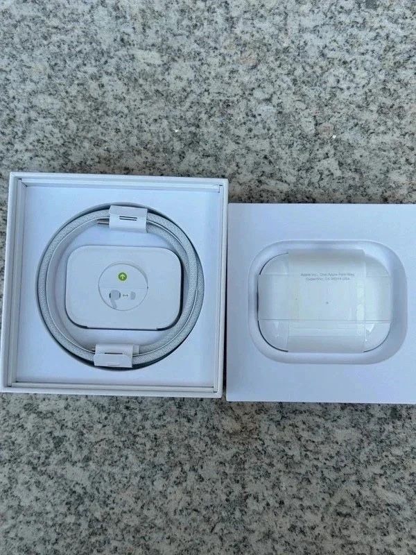 AirPods Pro 2 (USB-C) Apple
