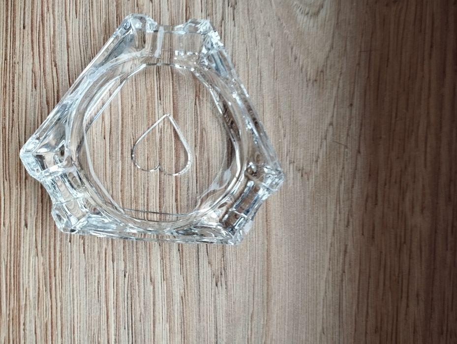 szkło kryształowe kier popielniczka