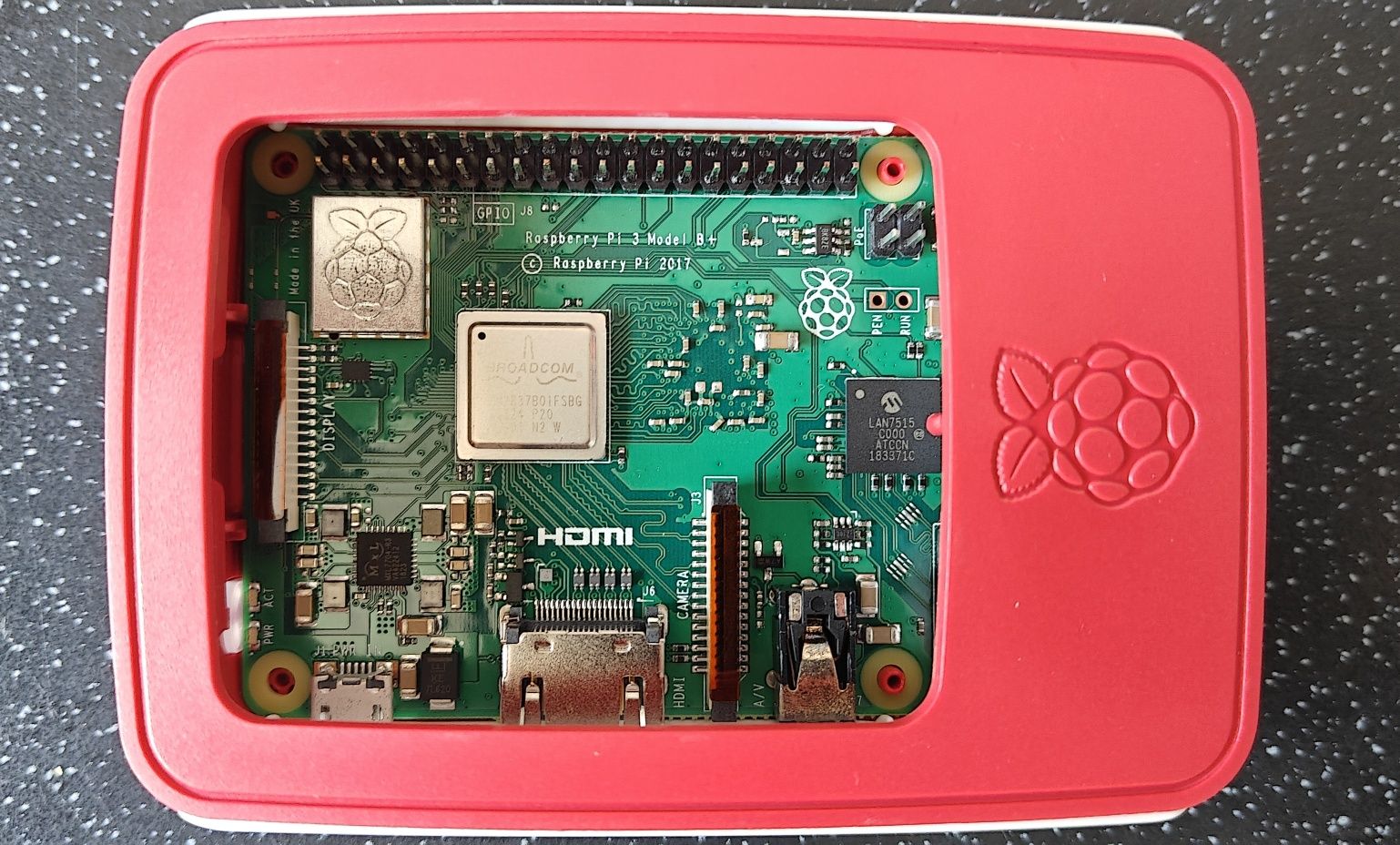 Raspberry Pi 3 model B+ Starter Pack