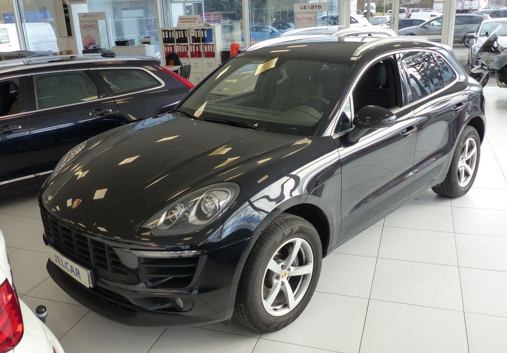 Porsche Macan Salon PL FV23% 2.0 252KM 4x4