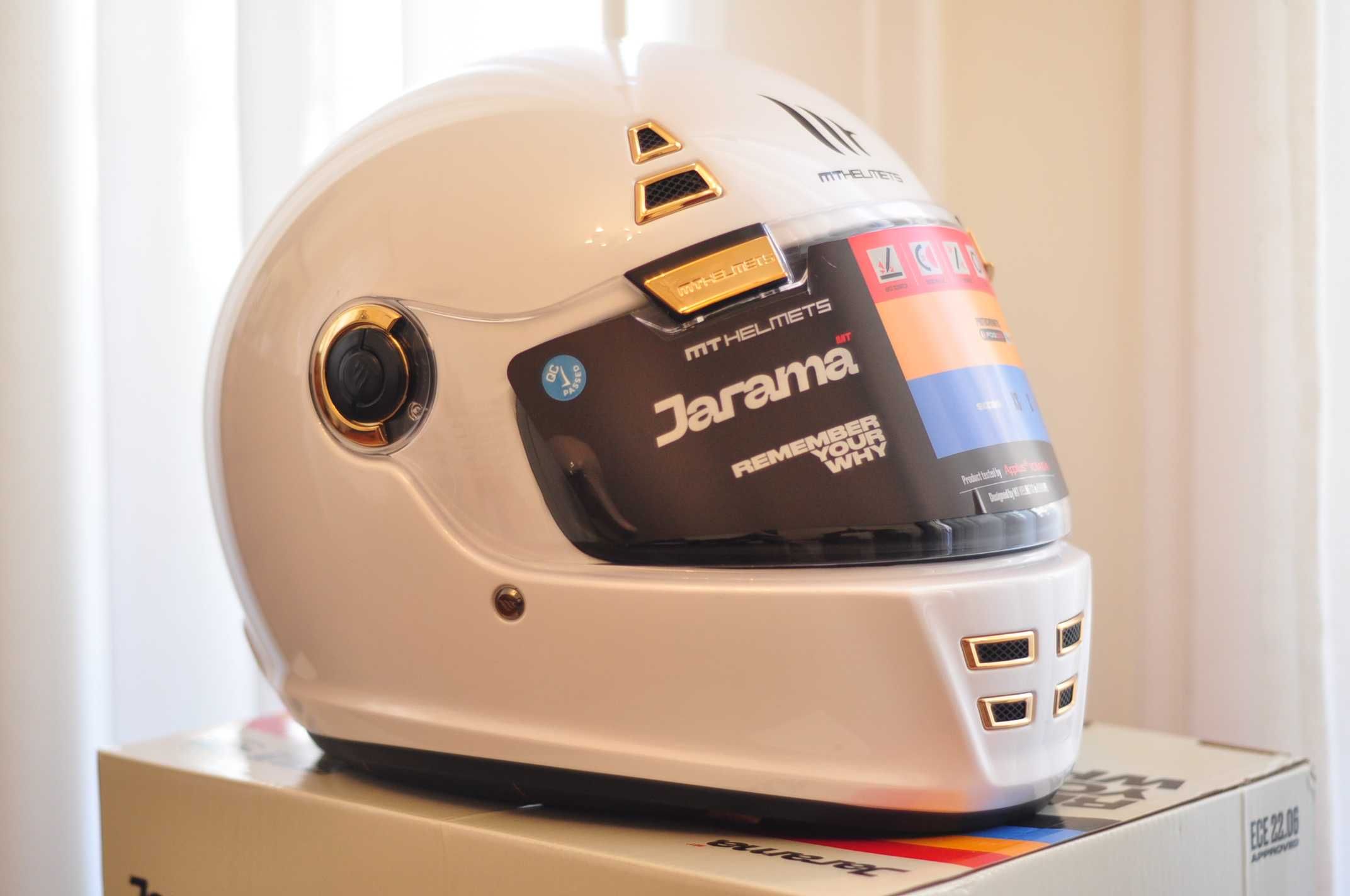 capacete estilo retro vintage Mt Helmets Jarama novo com viseira extra