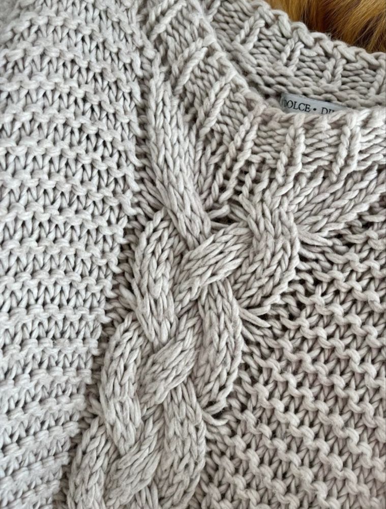 Gruby damski sweter pleciony Dolce Diva warkocz UNI chaos