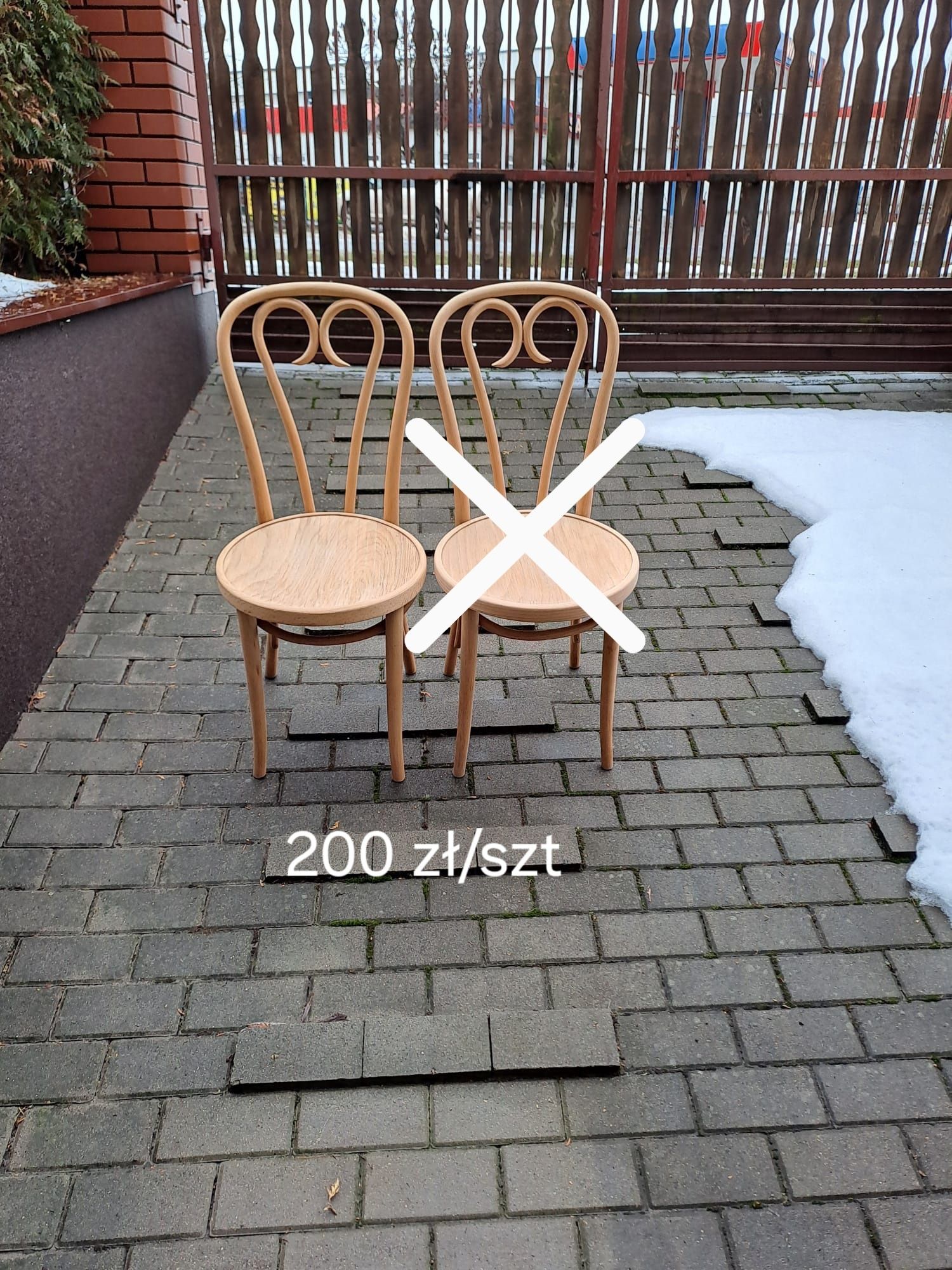 Krzesła drewniane gięte