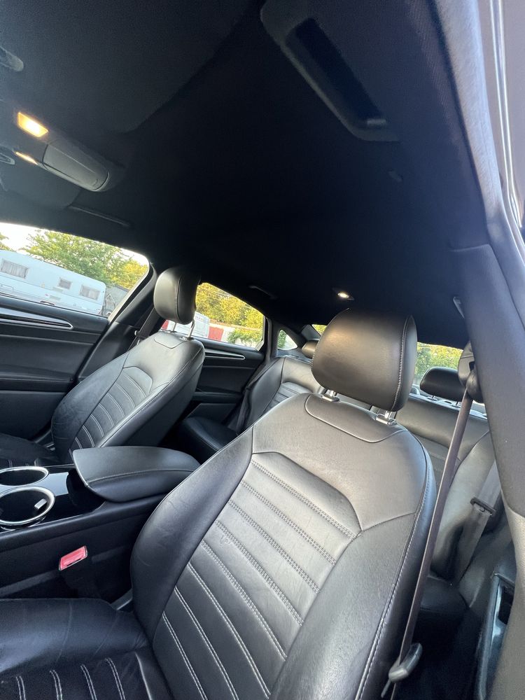 Ford Fusion Plug-in phev