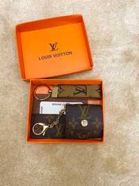 Louis Vuitton komplet ze skóry w pudełku LV