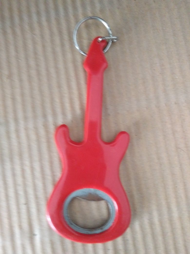 Abre caricas vermelho