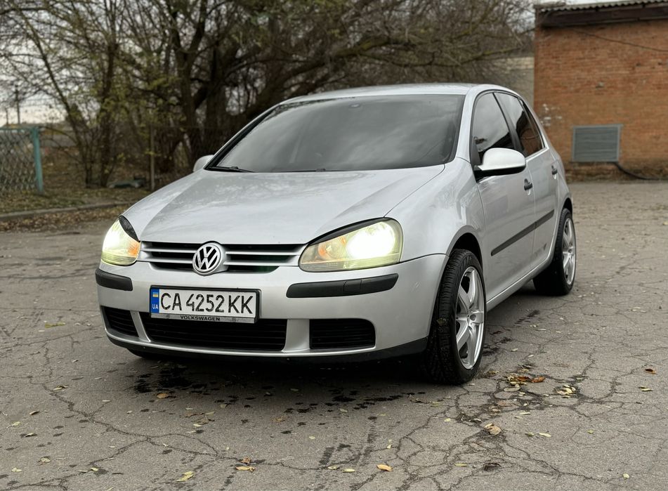 Volkswagen Golf 5 1.6