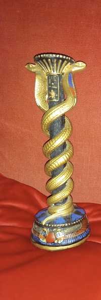 Coluna de serpentes dourada do Egipto