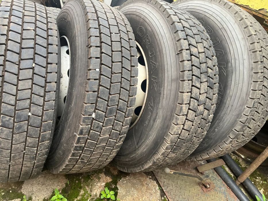 Opony 315/80/22.5 / Koła 315/80/22.5 ( cena za 4 sztuki łącznie z felgami)