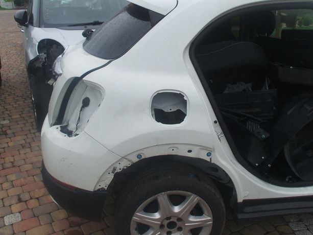 Błotnik ćwiartka tylny prawy Fiat 500X