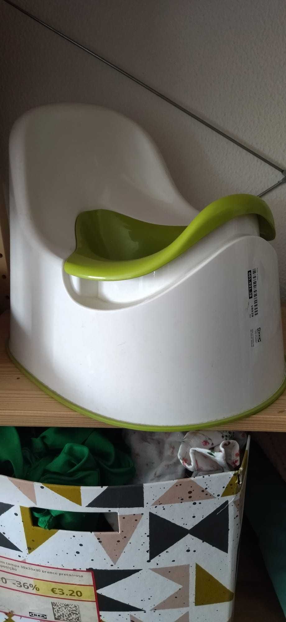 Penico infantil IKEA LOCKIG – Branco/Verde