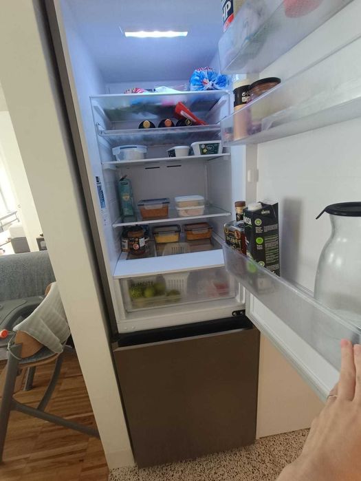 Frigorifico Samsung com 3 anos de uso dentro de garantia 10x anos