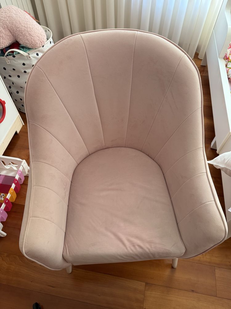 Vendo poltrona rosa bebe