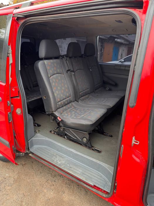 Продам Mercedes Vito 111 Оригинальный  пассажир