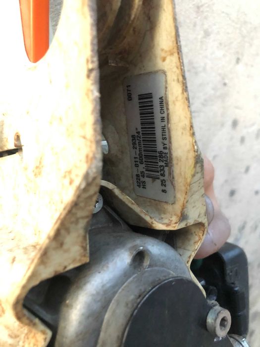 Corta Sebes a Gasolina HS 45 - 60CM Stihl