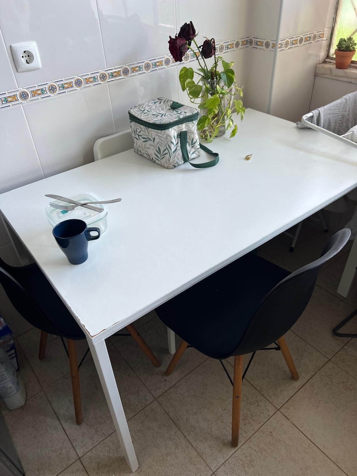 Vendo todos os móveis do apartamento